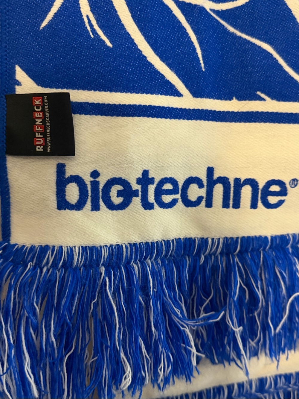 Neuroscience Blue Biotechne Neuron Ruffneck Scarf - Picture 7 of 14